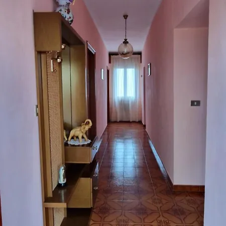 Nina Bed & Breakfast