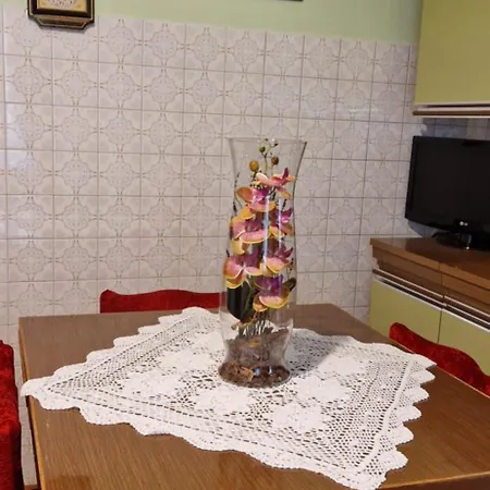 Nina San Benedetto Val di Sambro